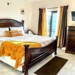  Holiday home Wynters'escape-gated 1 Or 2 Bedroom W Puertosecobeach Access